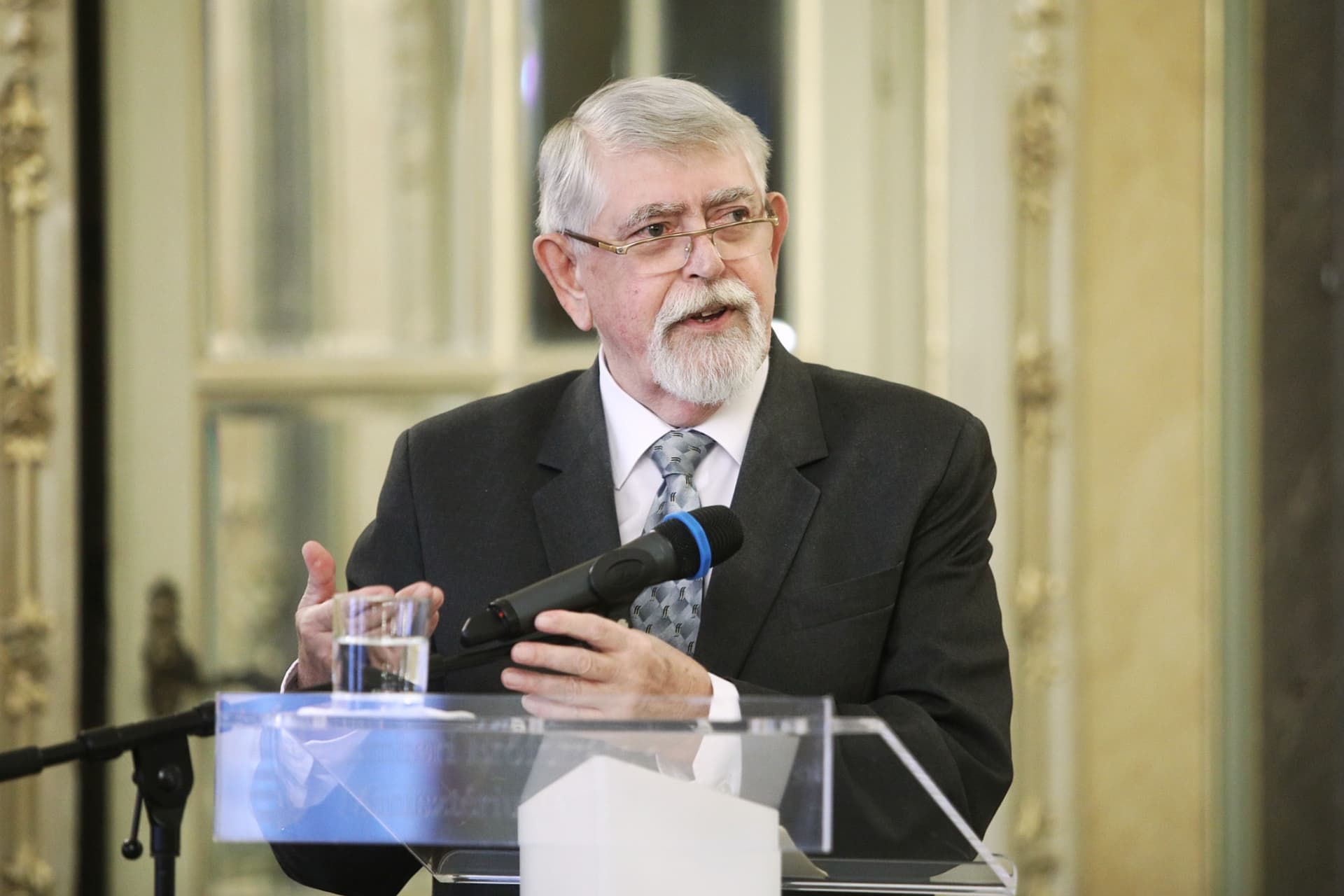 Kásler: Gyermekközpontú és hazafias szemléletű a megújult Nemzeti alaptanterv