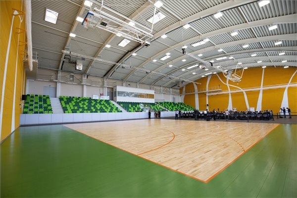 Átadták a Sárvár Aréna sport- és kulturális központot