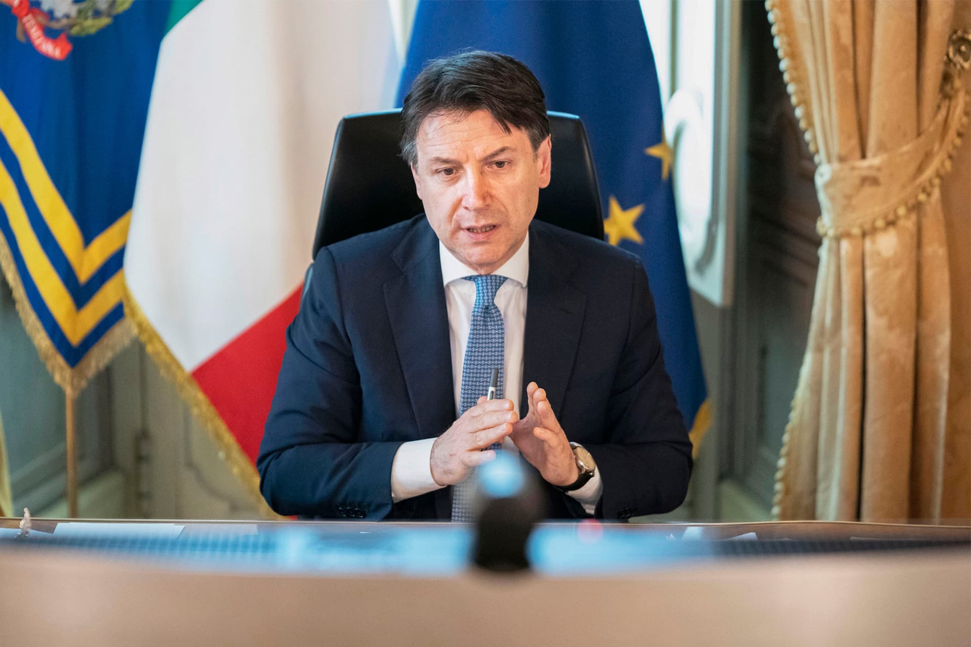 Conte: Lehetetlenség mindenkit azonnal ismét visszaereszteni az utcára