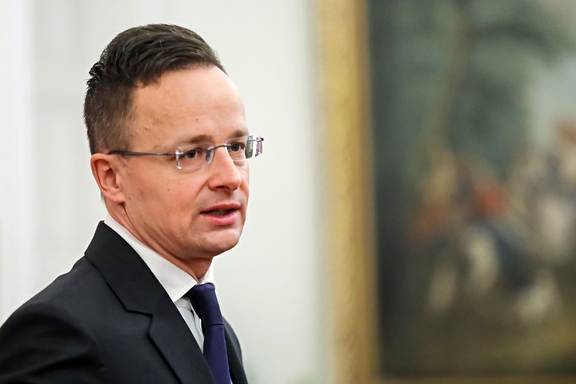 Két nap alatt több millió egészségügyi felszerelés érkezett Kínából