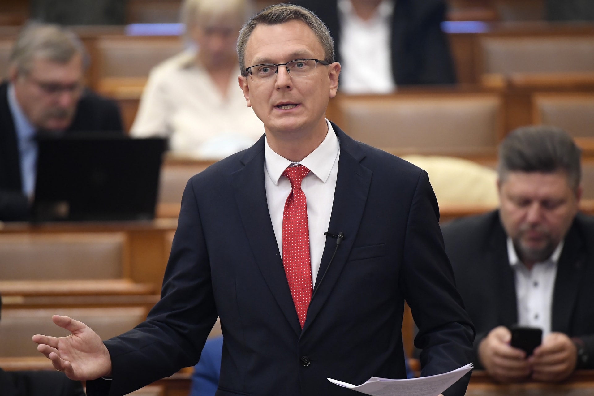 Rétvári: Szabó Tímea sánta kutya-díjat érdemel