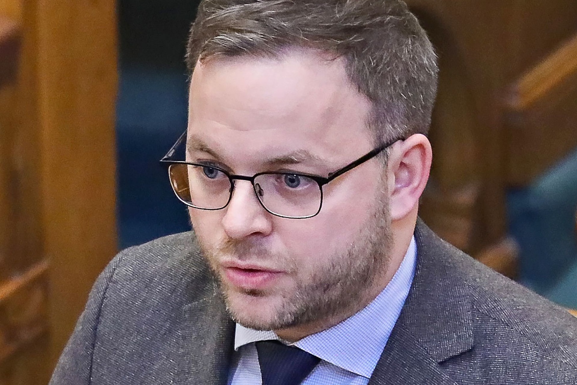 Orbán Balázs: A baloldalt saját radikálisai fogják satuba