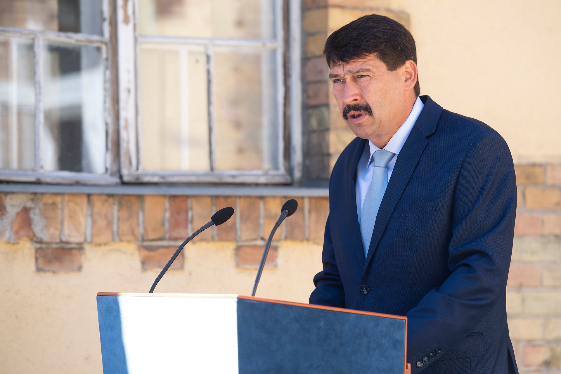 Áder János az Európai Bizottság elnökéhez fordult a Tisza és a Szamos szennyezése miatt
