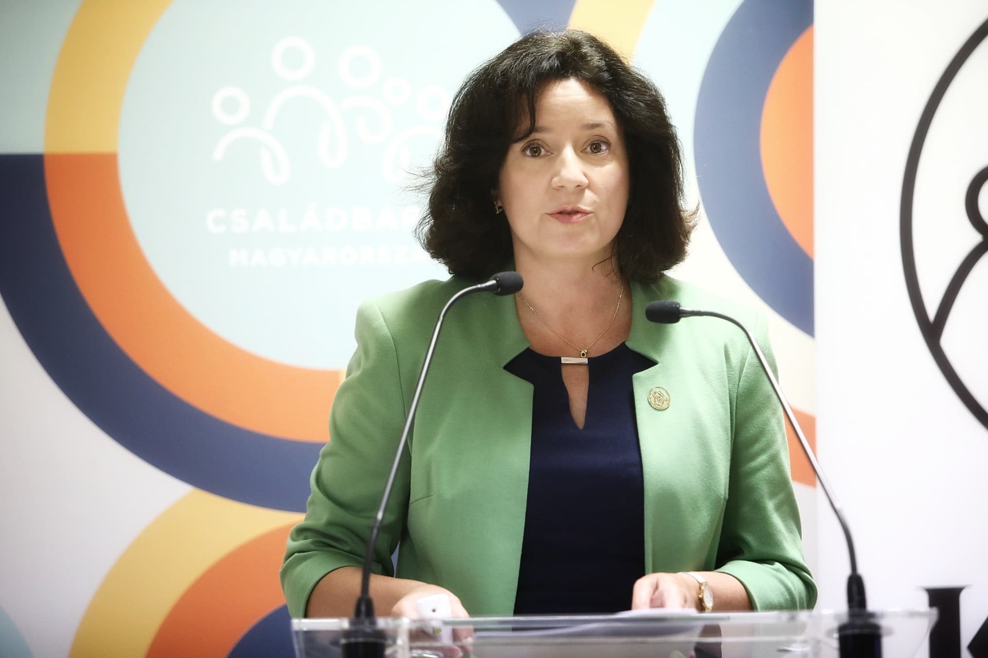 KINCS: A magyaroknak fontos a saját otthon a családalapításhoz