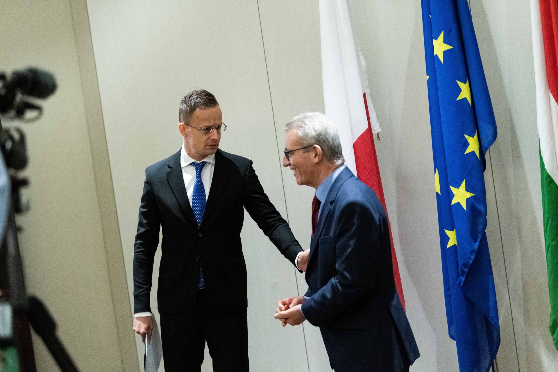Szijjártó: Meg kell akadályozni az újabb migrációs hullámokat