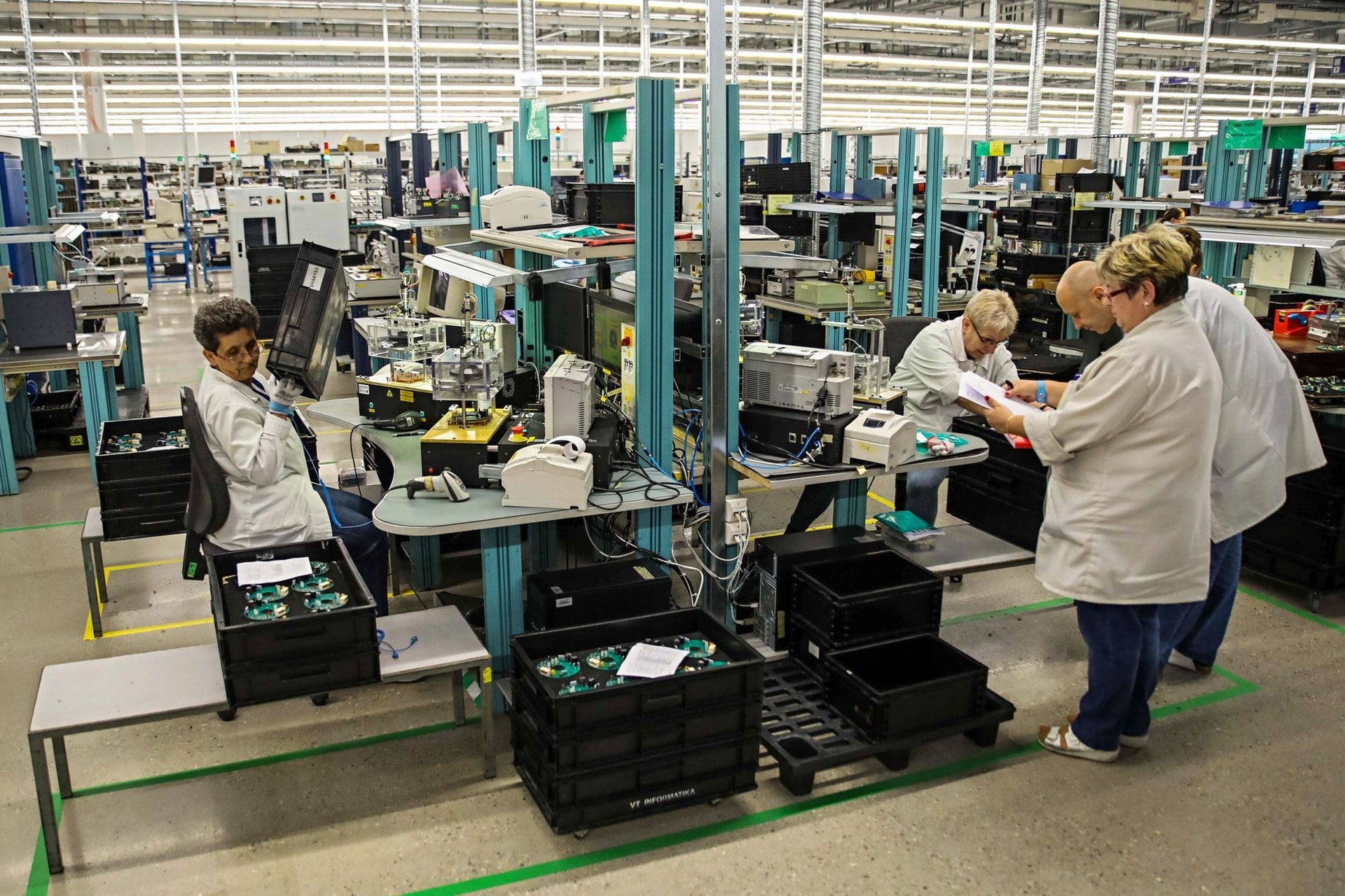 GFM: 19 ezerrel nőtt a foglalkoztatottak száma, új vállalkozóvá válást segítő program indul