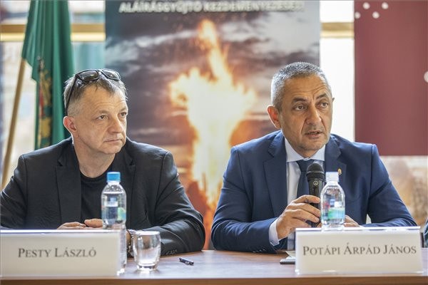 Potápi: A magyar megmaradást szolgálná a nemzeti régiók létrejötte