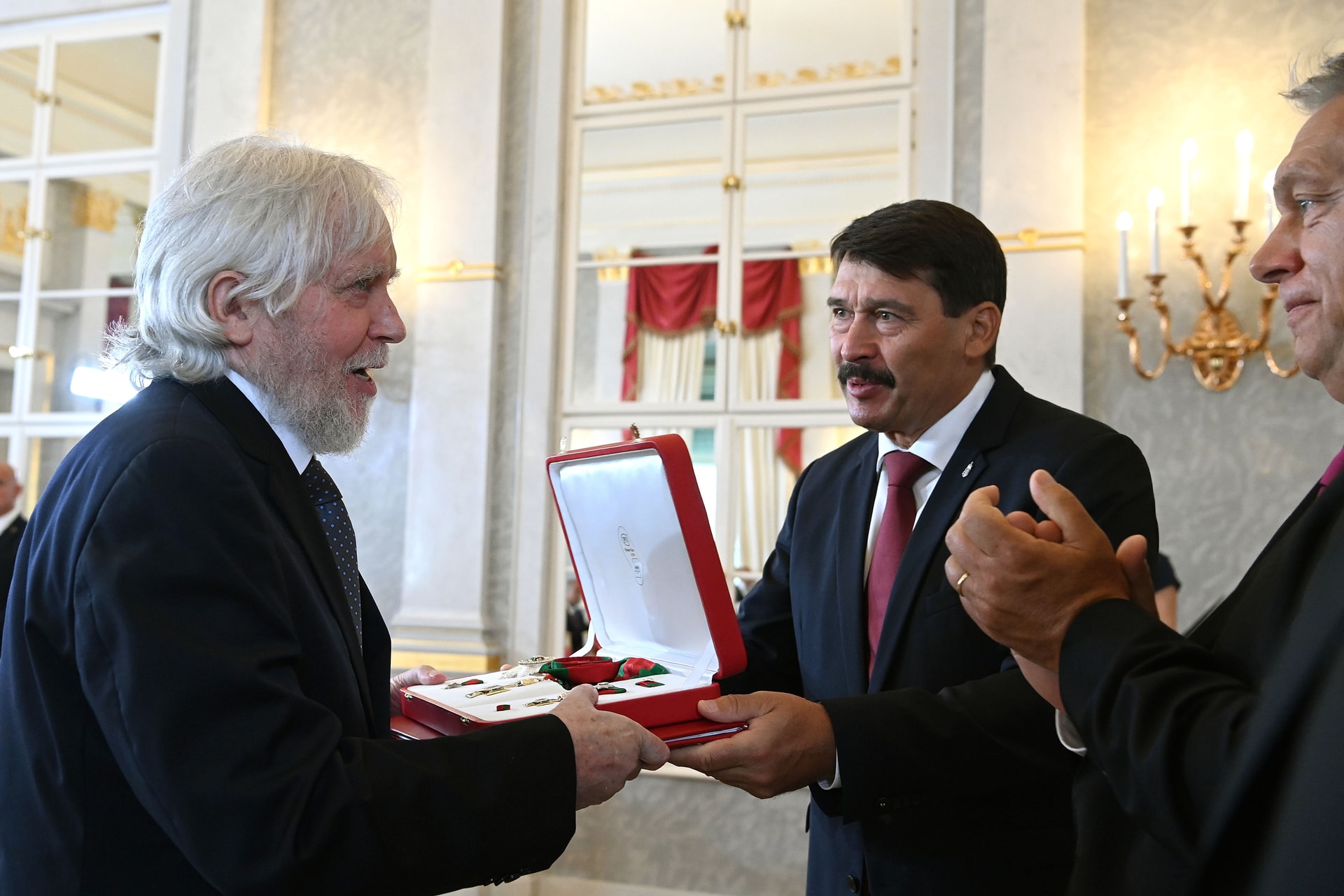 Szemerédi Endre matematikus kapta a Szent István-rend kitüntetést