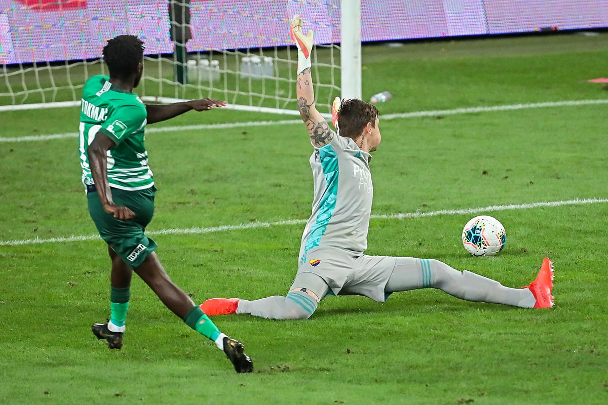 Irány Glasgow, ahol a Celtic vár Dibuszékra