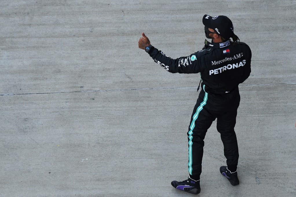 Hamilton nyerte a Portugál Nagydíjat