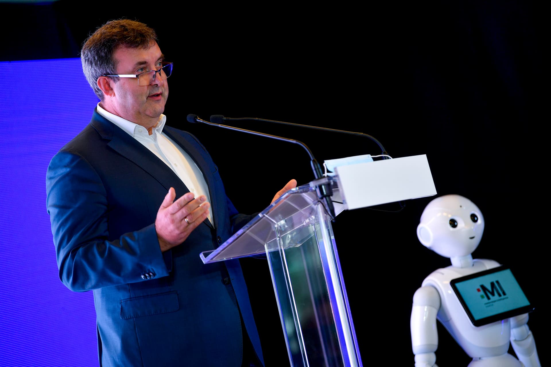 Magyarország élni kíván a mesterséges intelligencia adta lehetőségekkel