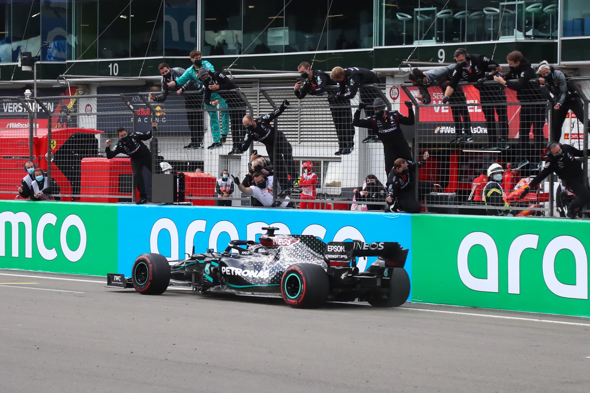 Hamilton beállította Schumacher elképesztő rekordját