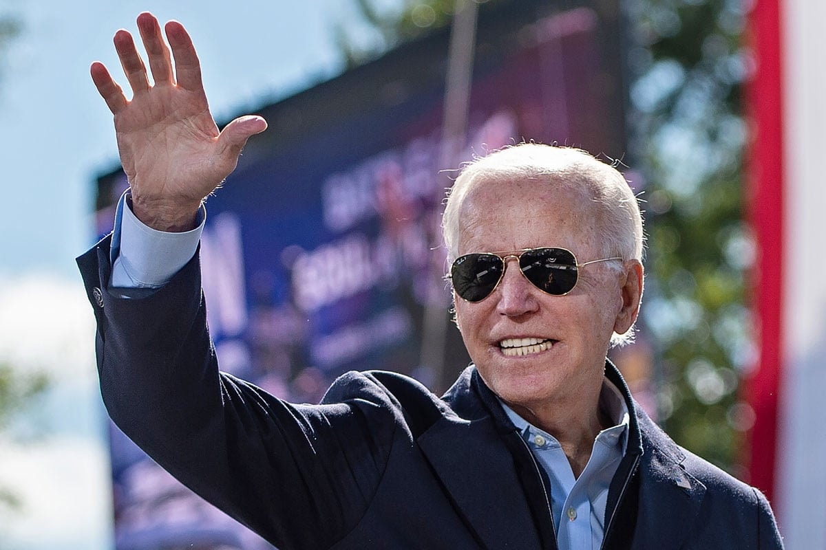 Donald Trump templomban járt, Joe Biden afroamerikai vallási vezetőkkel találkozott kampánya során
