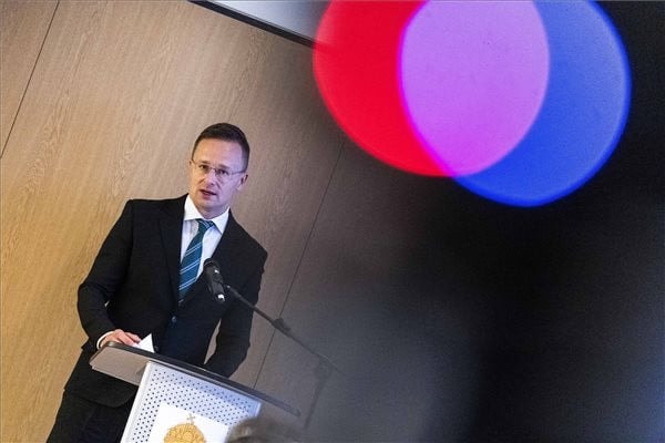 Szijjártó: Joe Biden válaszolja meg ukrajnai korrupciógyanús ügyeit!