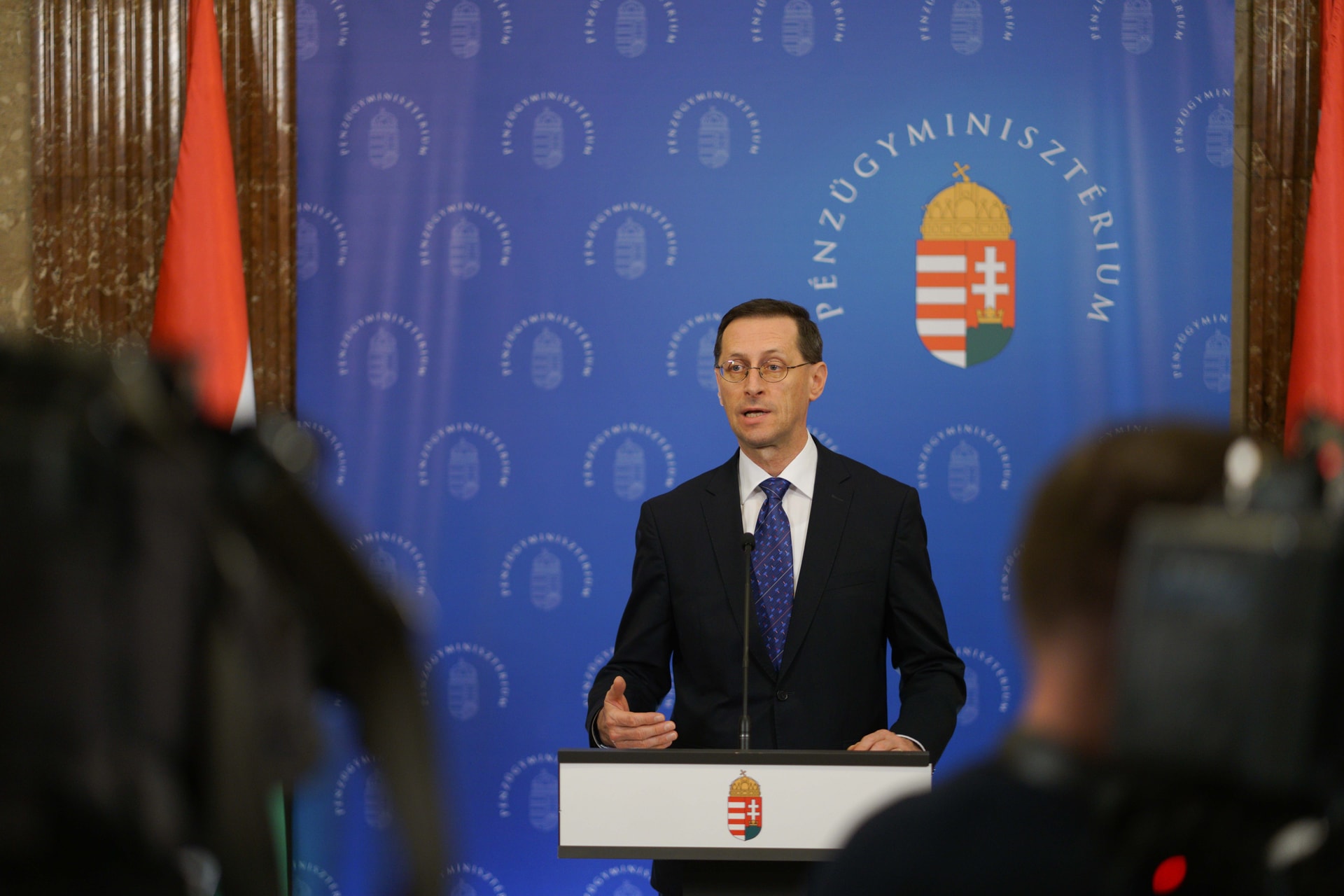 A költségvetés továbbra is fedezi a védekezés költségeit