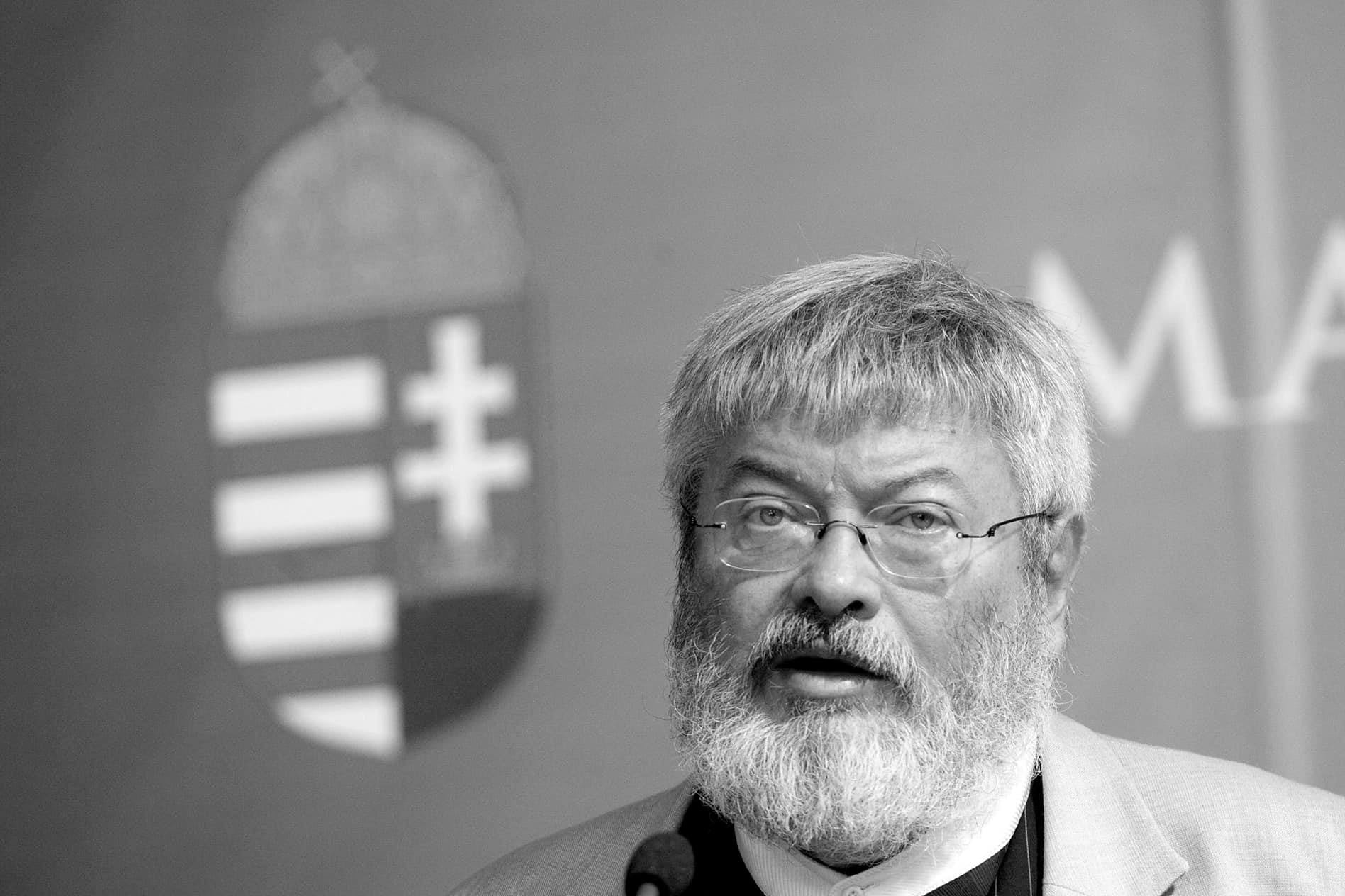 „Szőcs Géza óriási szellem volt, és remek poéta”