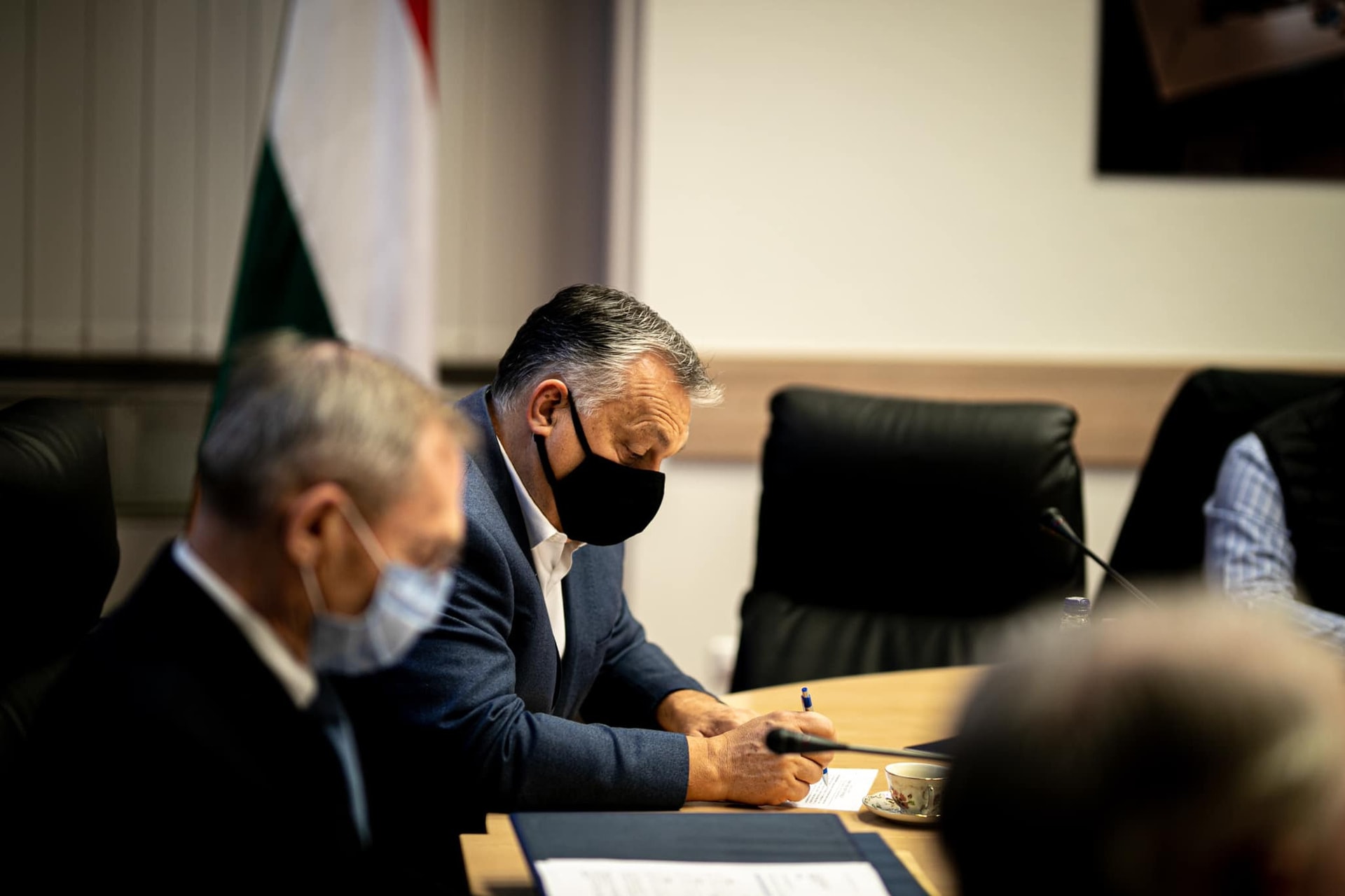 A miniszterelnök ma is az operatív törzs ülésén kezdte a napot
