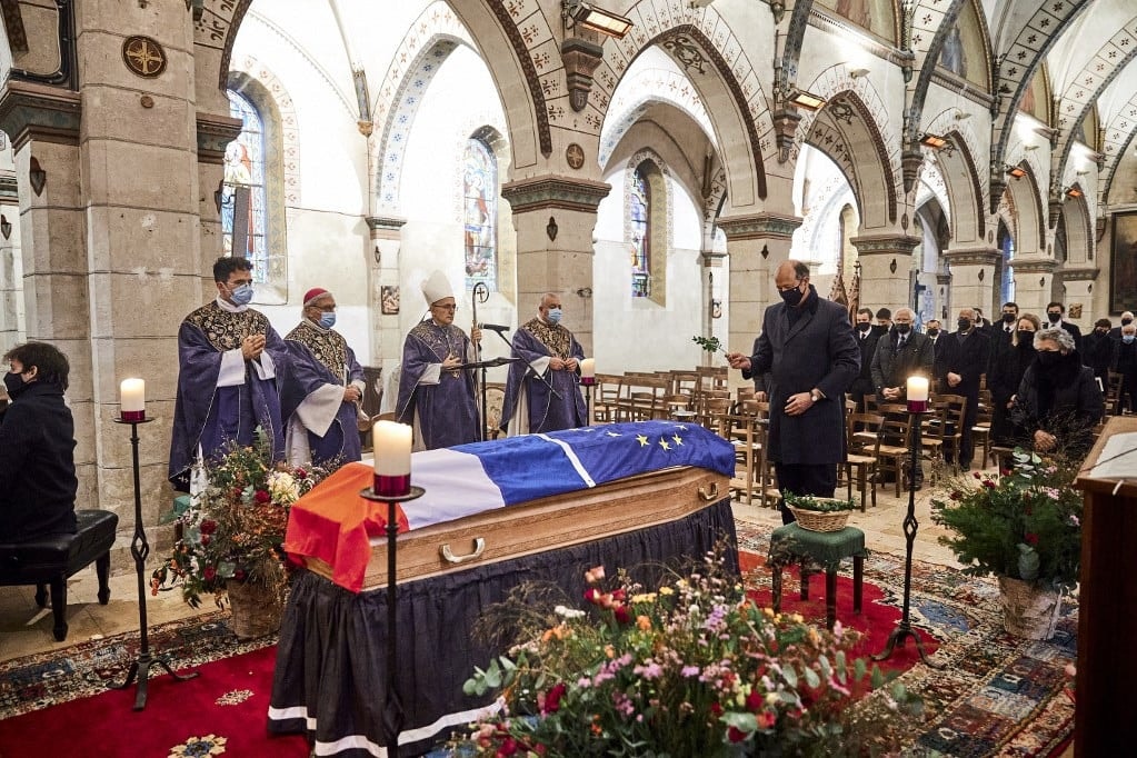 Eltemették Valéry Giscard d'Estaing volt francia elnököt