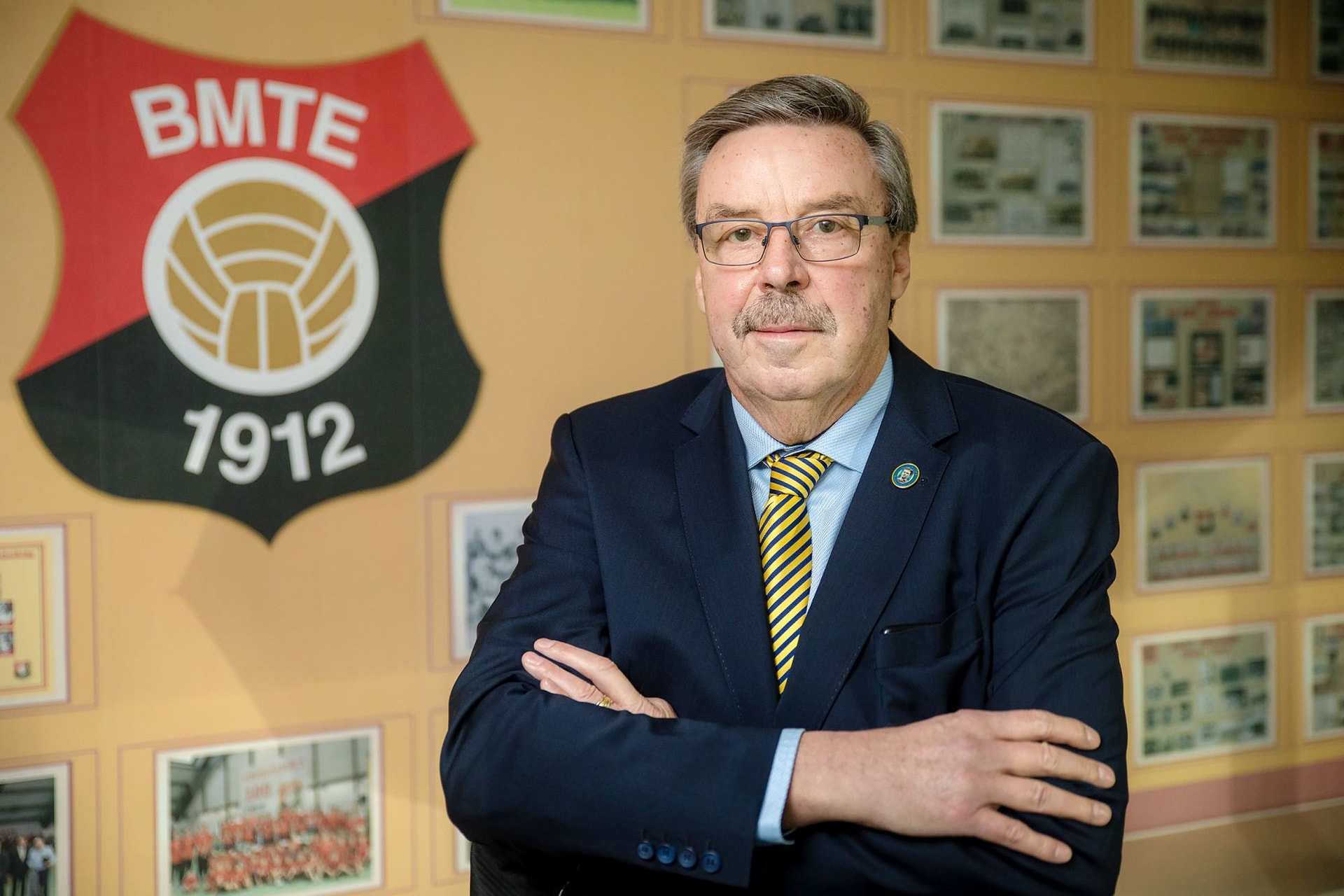 Nagyvárosi kisváros csapata