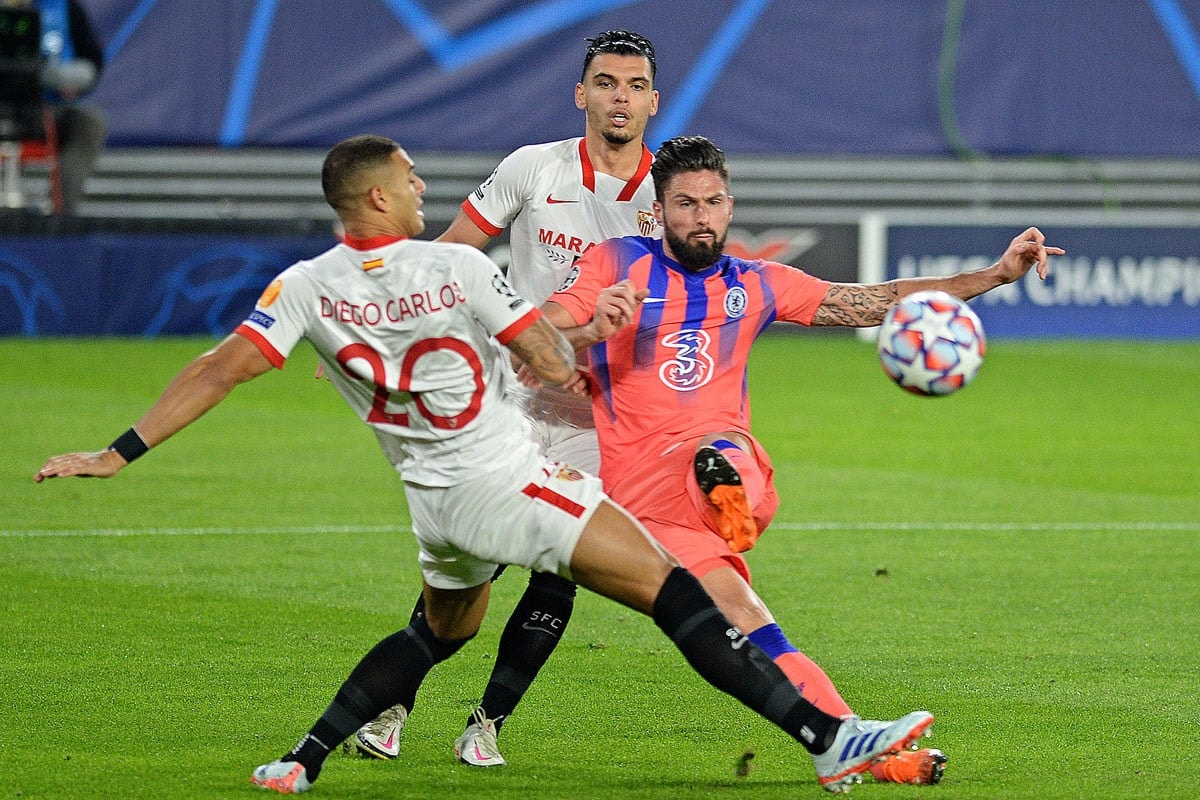 Giroud négyet mért a Sevillára