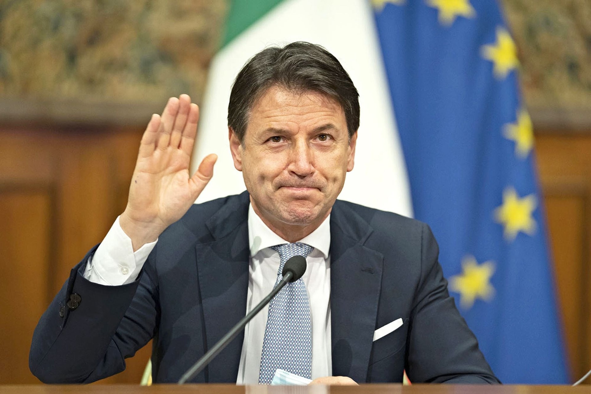 Búcsúzott Conte