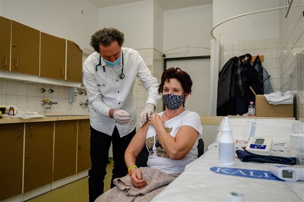 Közzétették az oltópontok elérhetőségét
