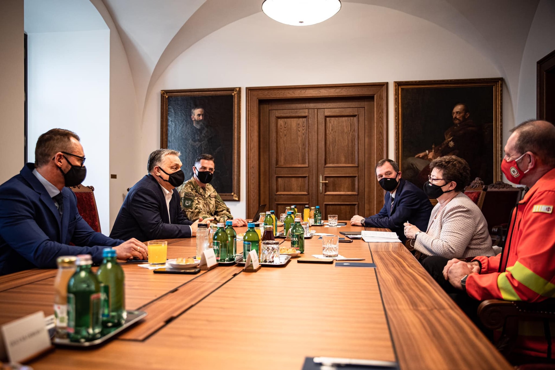 Orbán Viktor: Könnyítésről egyelőre nem lehet beszélni