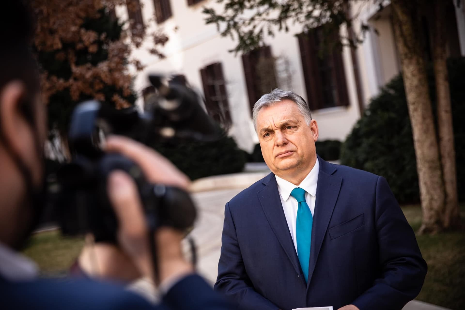 Orbán: Versenyt futunk az idővel