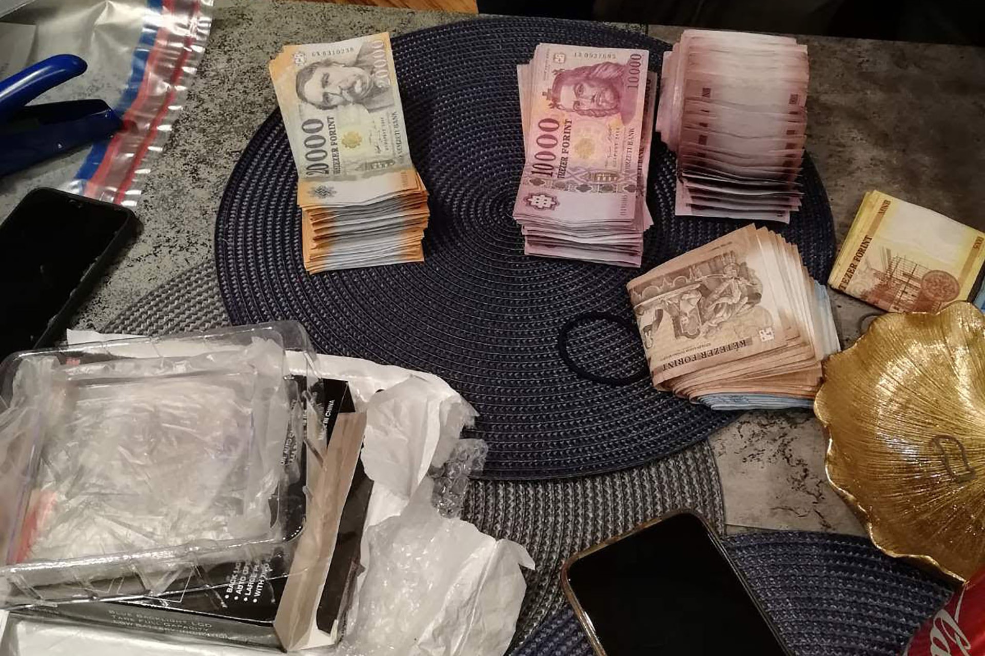 Kokainkereskedőkre csapott le a rendőrség Kecskeméten
