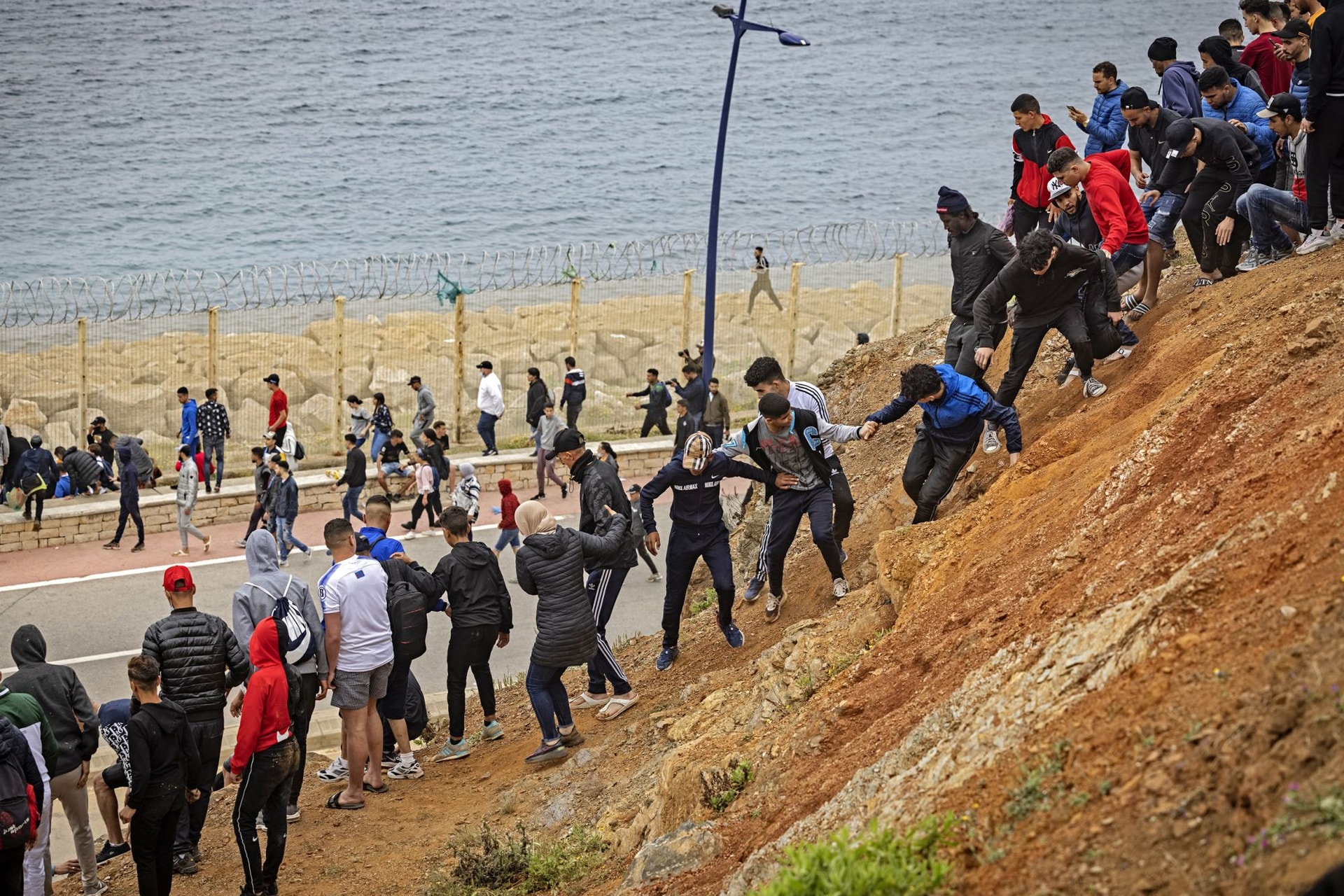 Migránskáosz Ceutában
