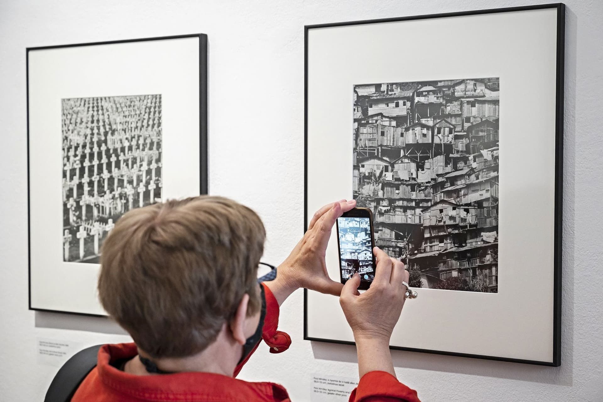 Paul Almásy képei a Magyar Fotográfusok Házának kiállításán
