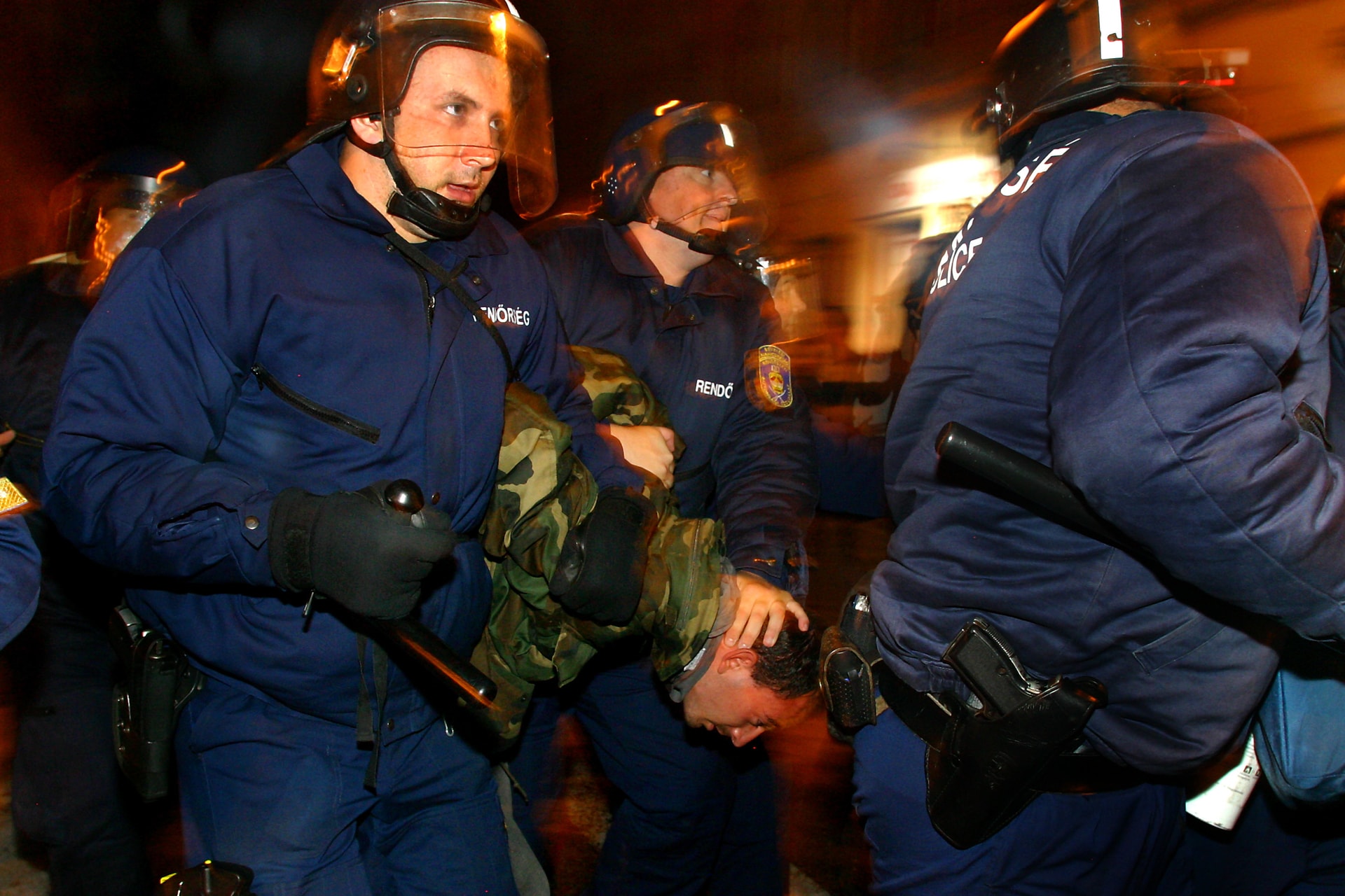 A Gyurcsány-terror áldozatai a mai napig hordozzák sebeiket