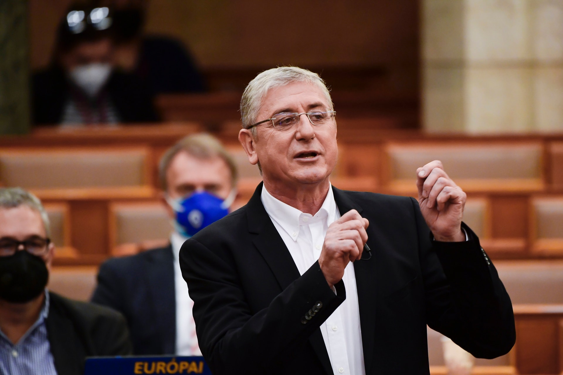 A szuverenitás lebontandó akadály Brüsszelben