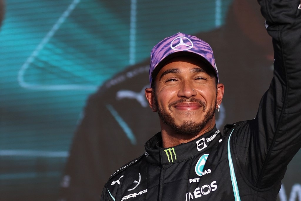 Hamilton nyerte a Brit Nagydíjat