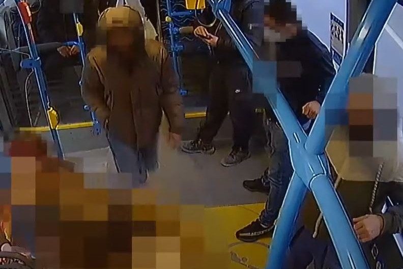 Fényes nappal támadt rá egy nőre egy jemeni migráns Budapesten