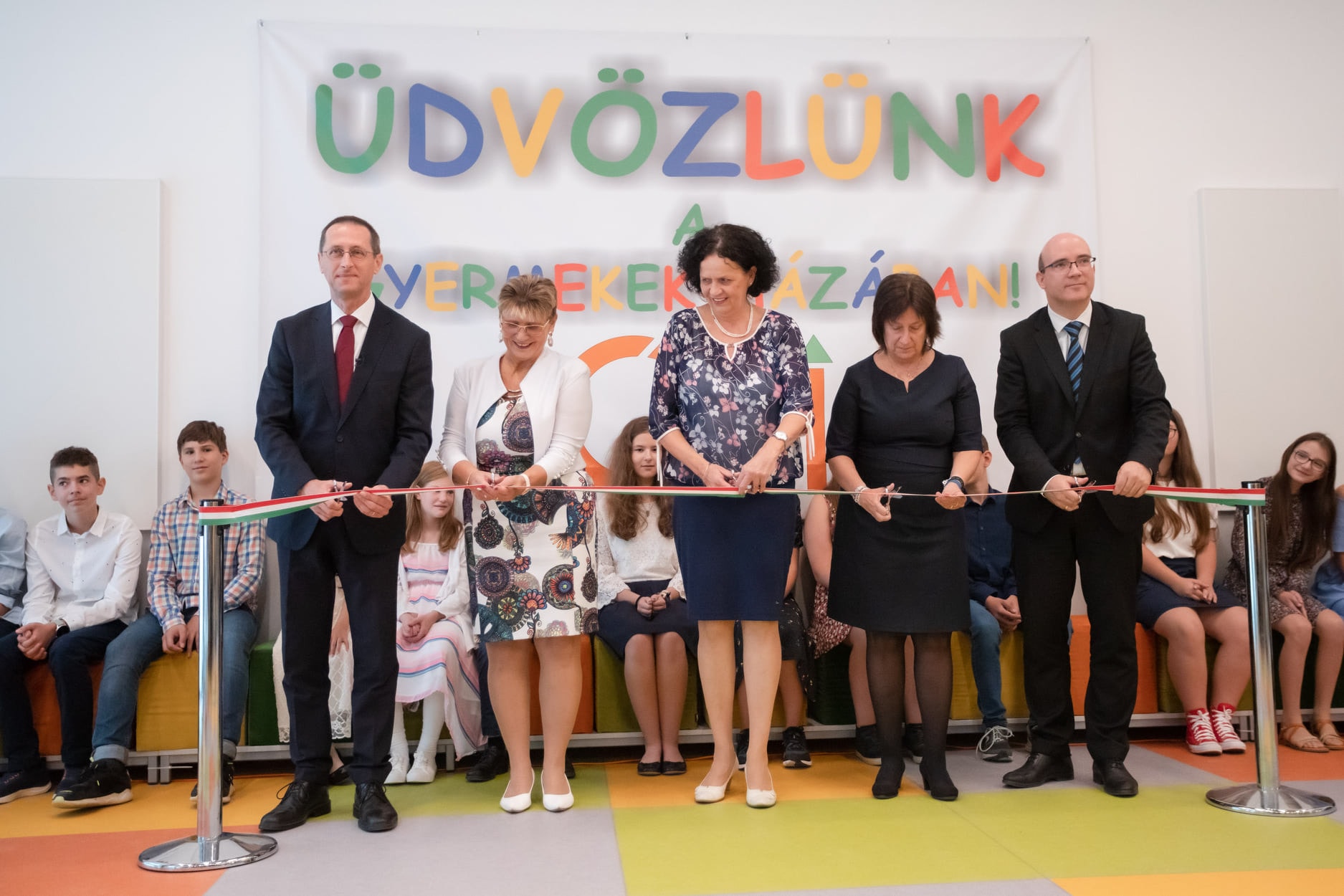 A családok és az oktatás fejlesztése áll a kormány értékrendjének középpontjában