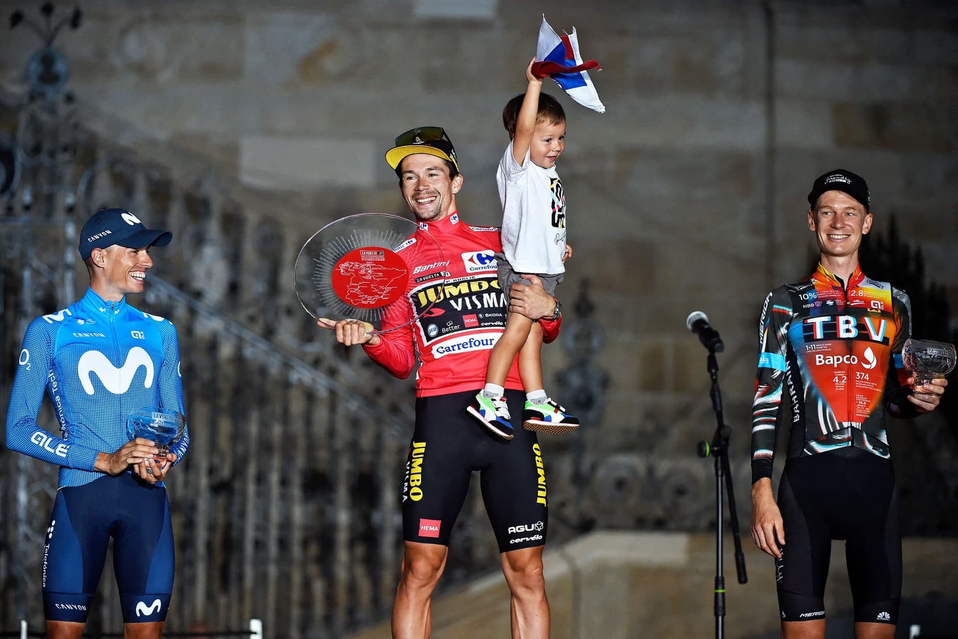 Verhetetlen Primoz Roglic a Vueltán