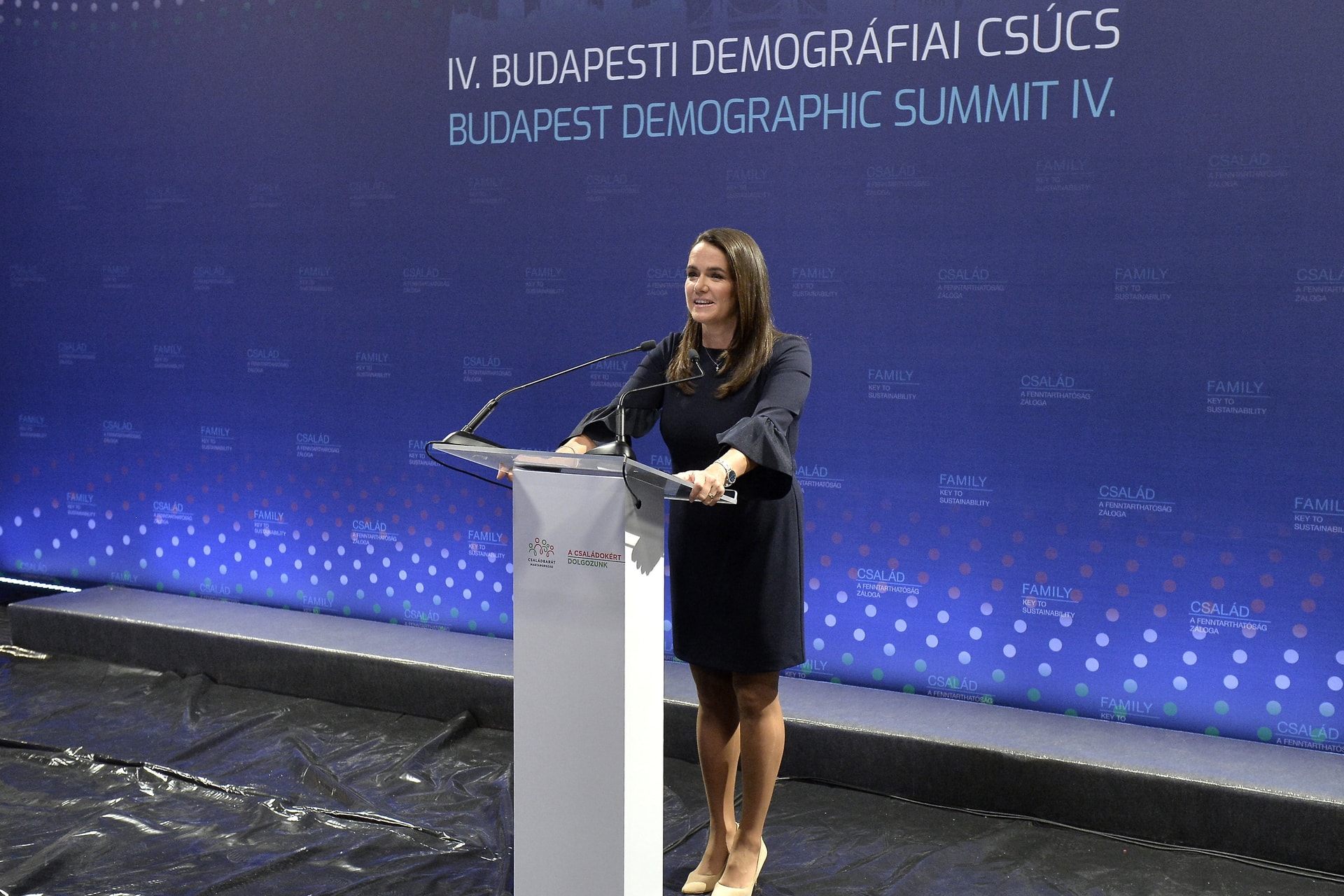 Közös nyilatkozatot írnak alá az állam- és kormányfők