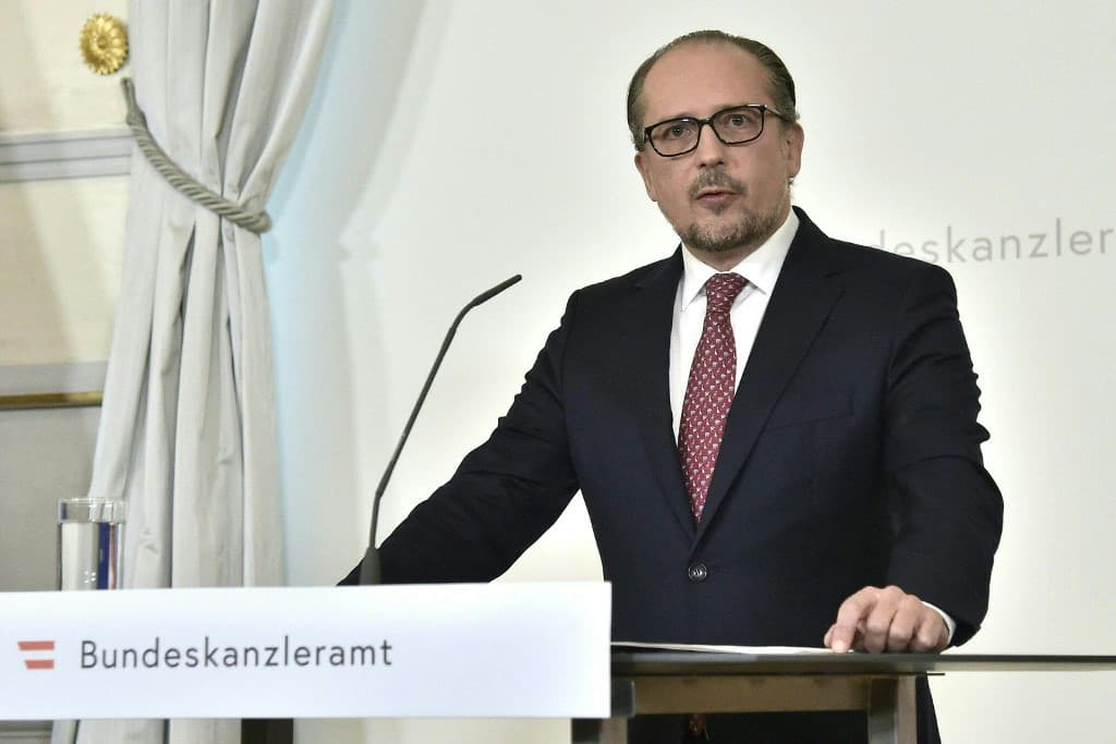 Beiktatták hivatalába az új osztrák kancellárt