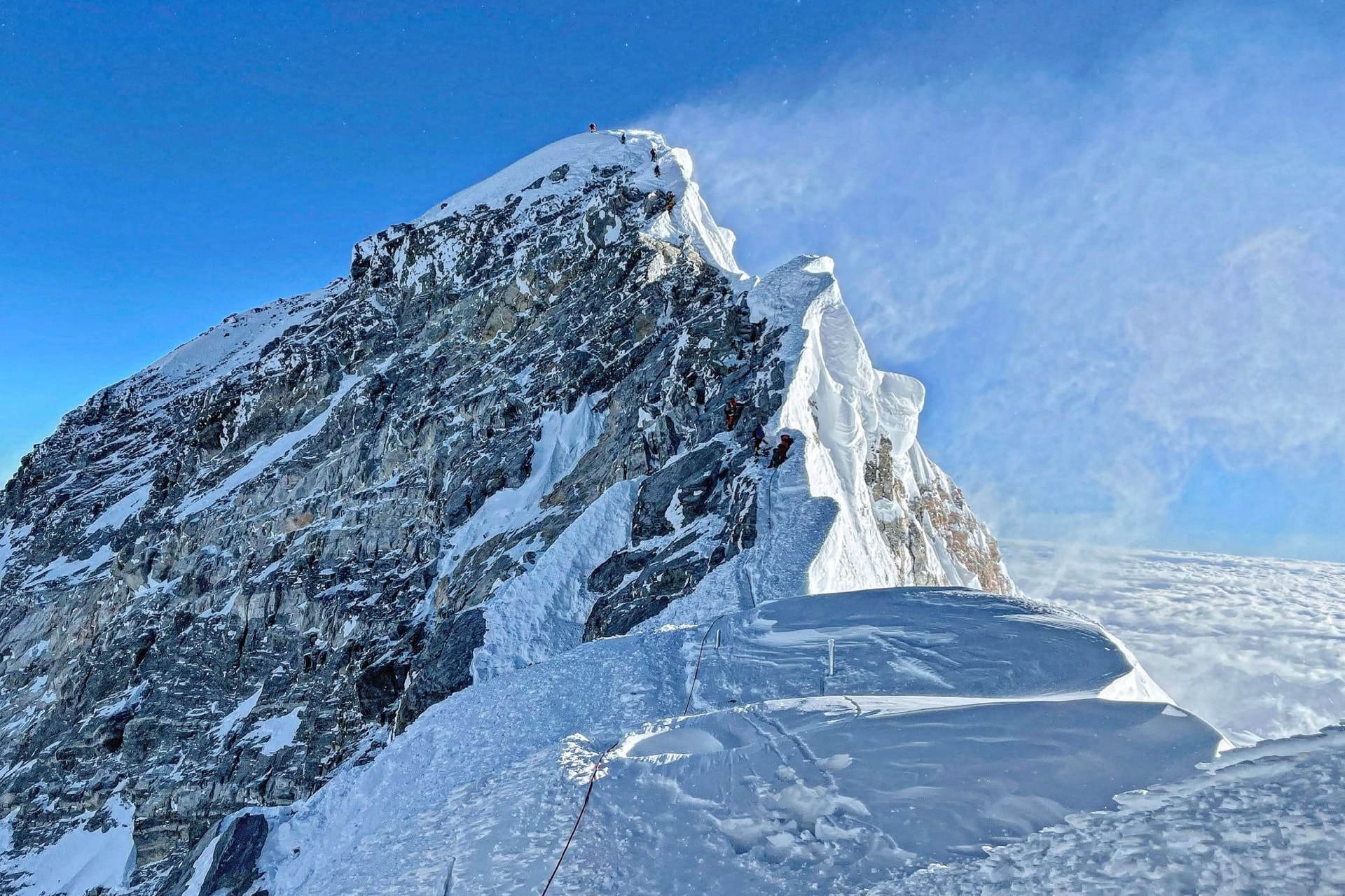 Újabb hegymászó tűnt el az Everest halálzónájában
