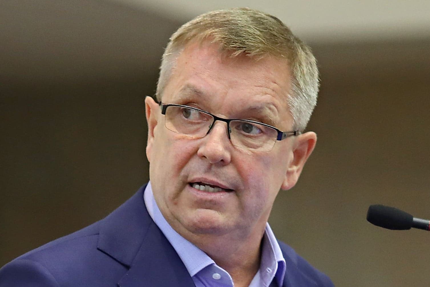 Matolcsy: Az EKB a „kettő az egyben” eurozóna miatt késlekedik