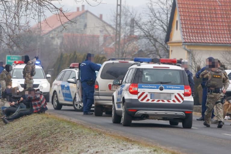 Rálőtt a határőrökre egy embercsempész Szentpéterfánál
