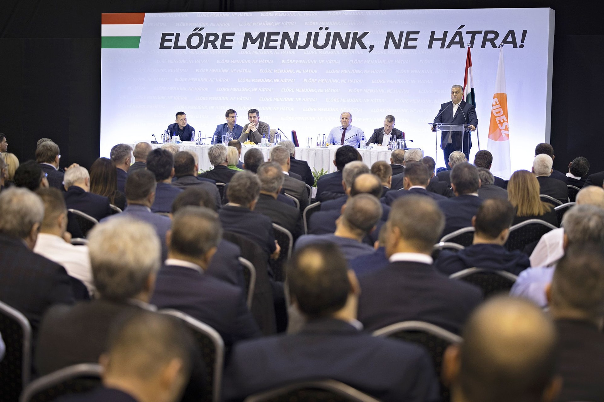 A baloldal mindent elvett az emberektől