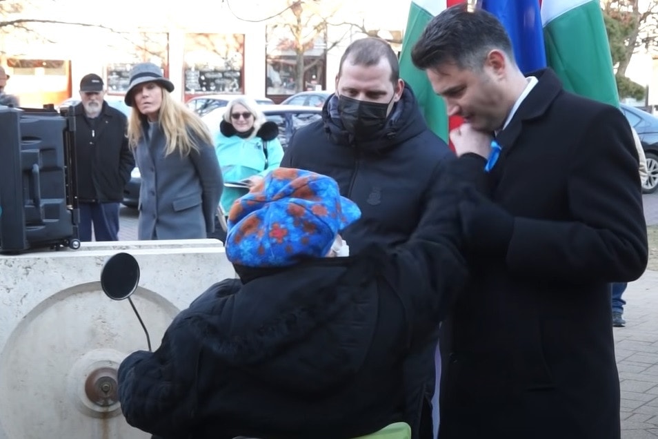 Egy rokkantnyugdíjas idős hölgy számon kérte Márki-Zayt