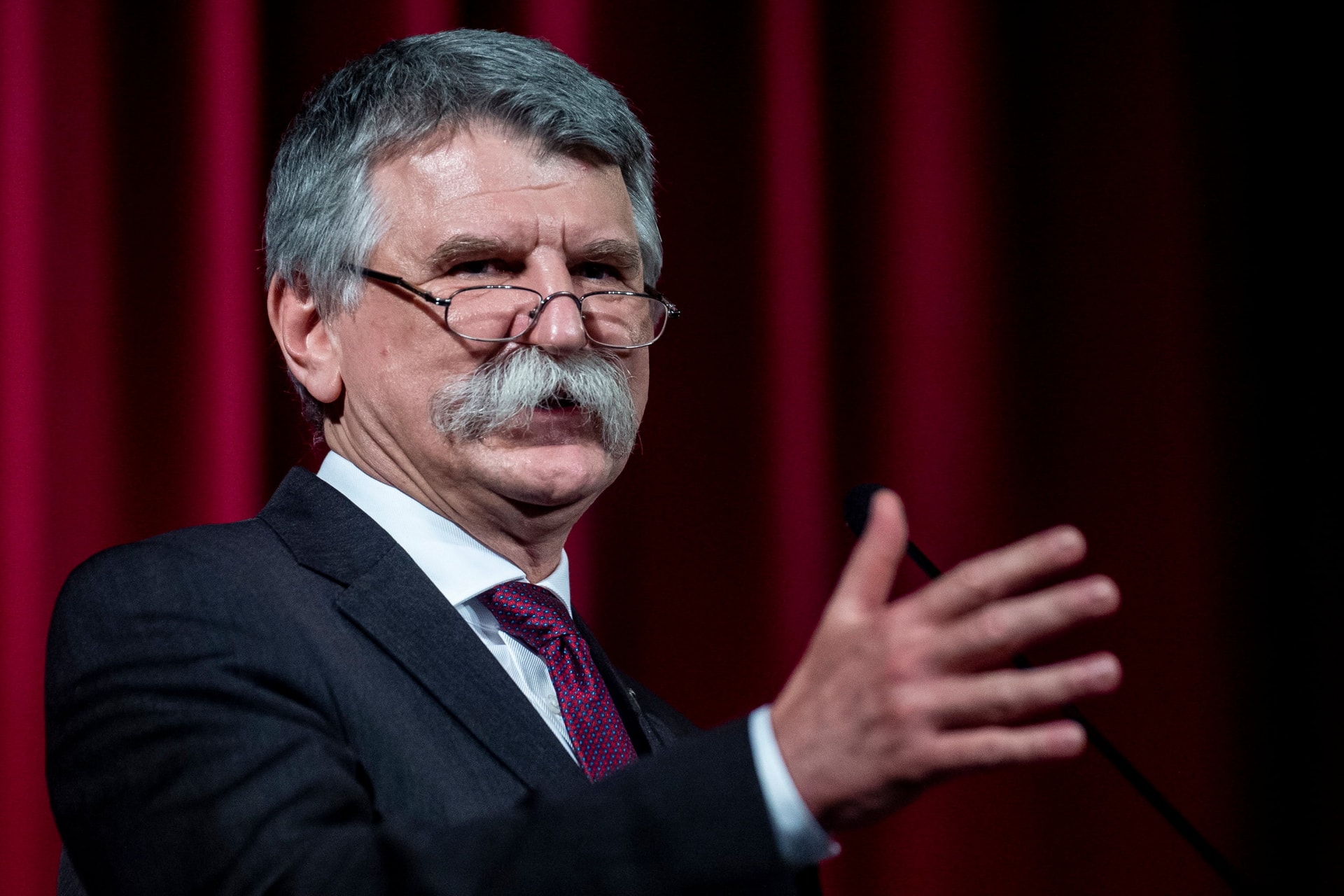 Kövér: A parlamentáris normák lepusztulásával kell szembesülnünk
