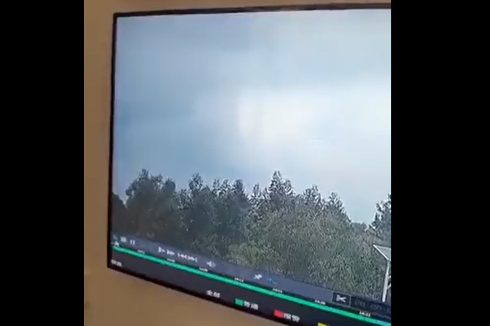 Hétfőn lezuhant egy utasszállító repülőgép
