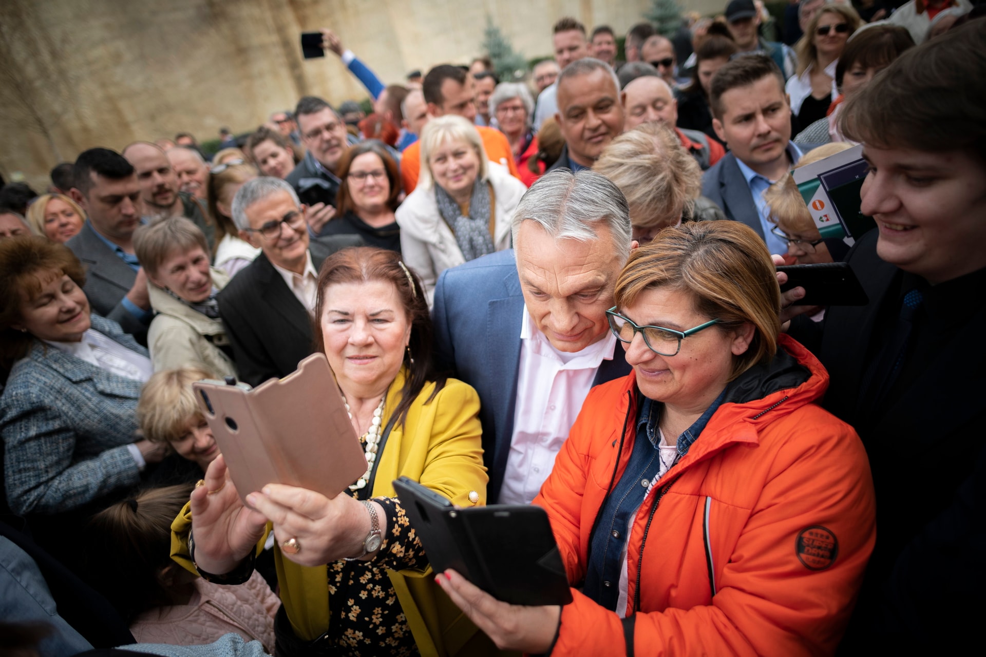 Orbán: Béke, biztonság, Fidesz