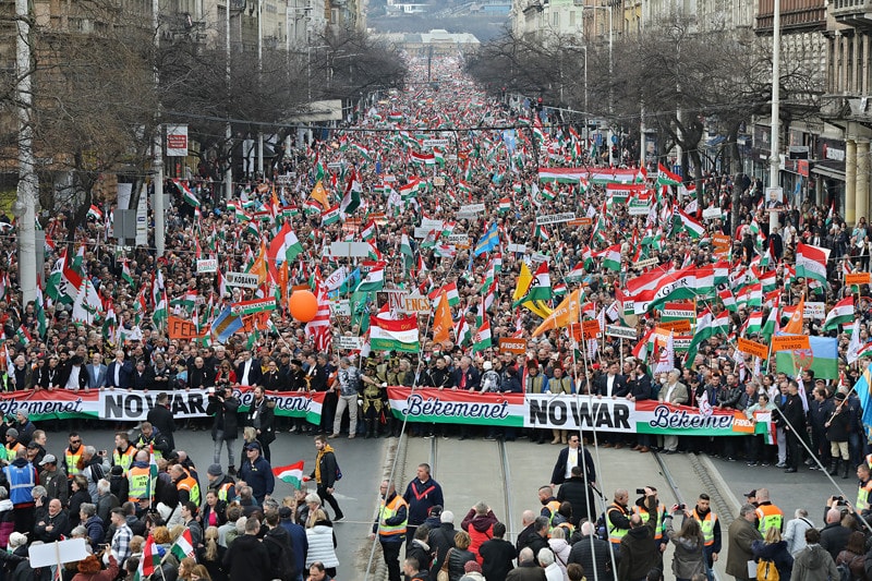 Orbán: Fel, győzelemre!