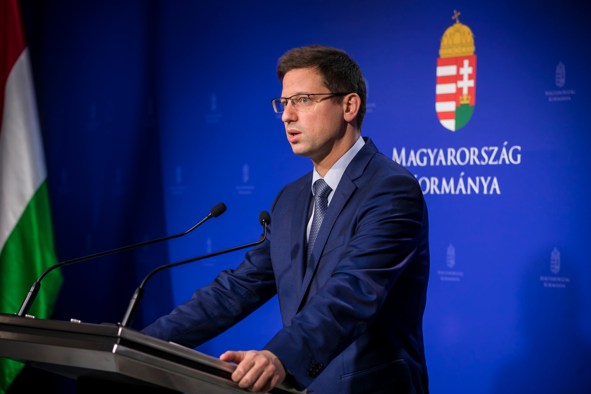 Gulyás: Nem szabad olyan szankciókat hozni, amelyekkel elsősorban magunkat büntetjük