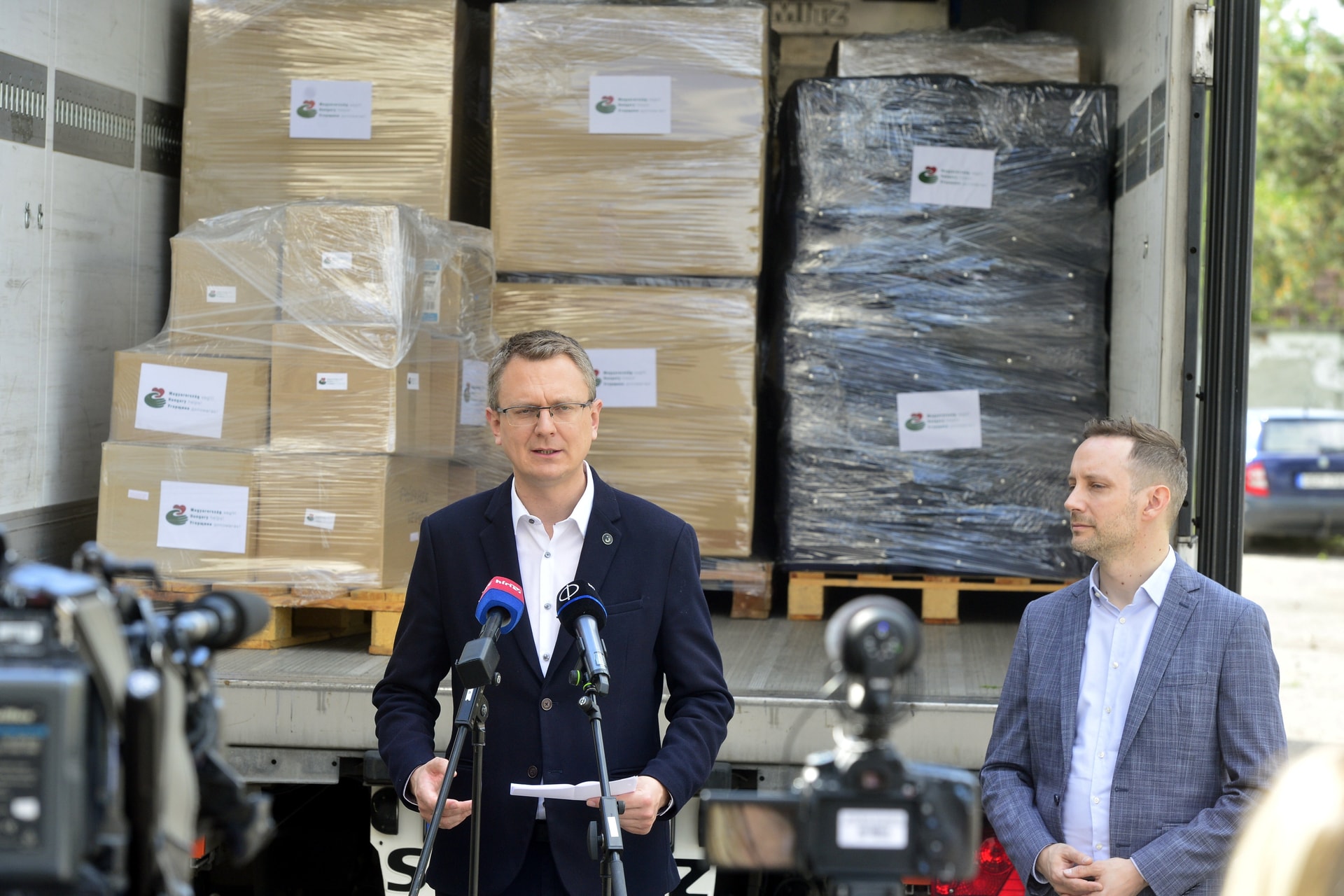 Rétvári: 210 millió forint értékű orvosi felszerelést küld Kárpátaljára a kormány